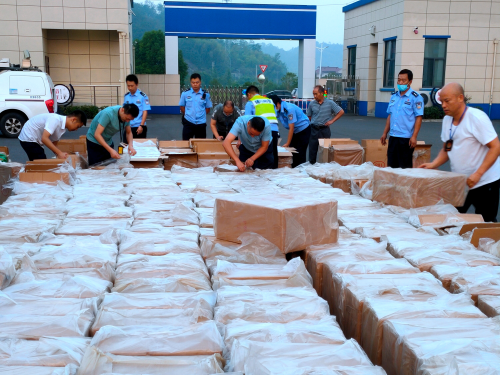 浙江東陽:監管不松懈 查獲一起1.2萬余條運假專車案