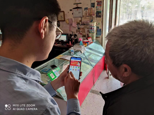 濮陽臺前煙草：手把手指導 心連心服務