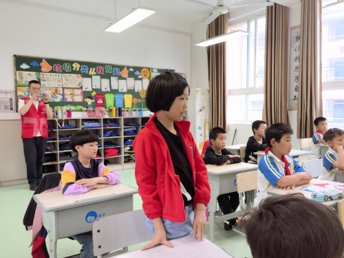 麗水松陽縣煙草專賣局：關愛“候鳥”計劃 溫暖呵護童心