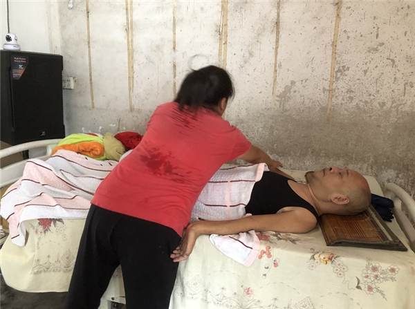 羅覃寶：病臥于床，卻依然仰望星空