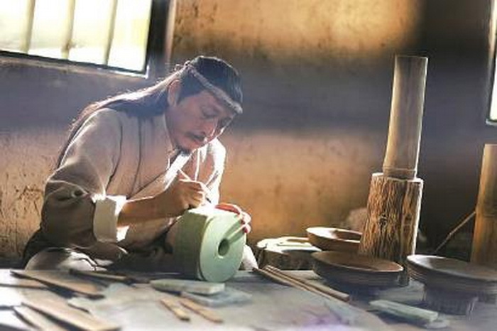 影像解讀“考古寫史”，連道具都還原考古細節