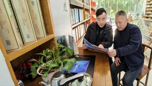 張家業：從傳統小店到現代便利店的華麗轉身