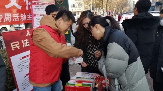 河北省秦皇島市北戴河區煙草專賣局組織開展“憲法宣傳周”活動