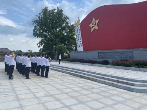 聚心聚力聚勢 建強支部堡壘