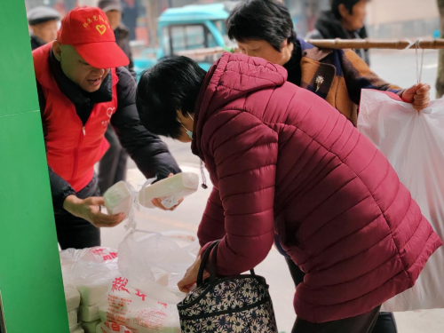 微服務里“香溢”紅  助力公益遞溫暖