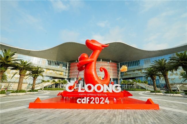  迎“消費促進年”點燃春節文旅熱潮，中免集團海南免稅店齊發力 