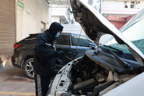 浙江泰順：爭分奪秒送貨忙 全力以赴助攻堅