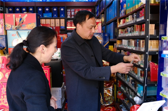 “龍”重開工春意濃，“龘顯身手”服務優