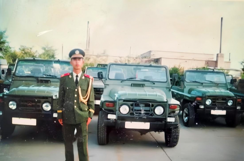 湖北宜城：退伍不褪色，永葆初心使命