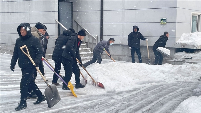 “政企同心 除雪破冰”本溪煙草在行動