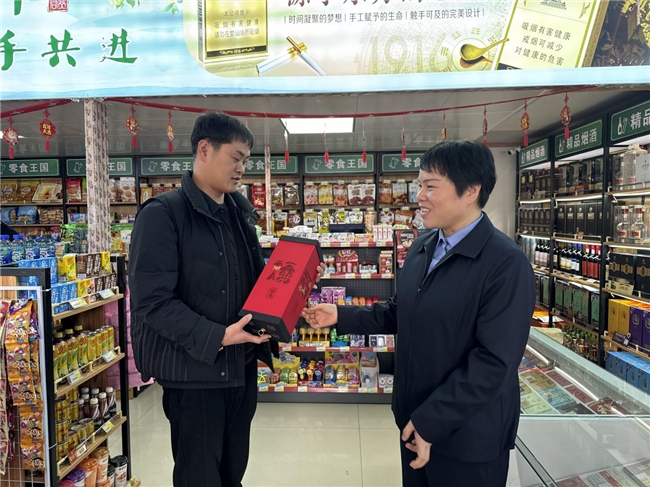 人勤春來早 服務向春暖