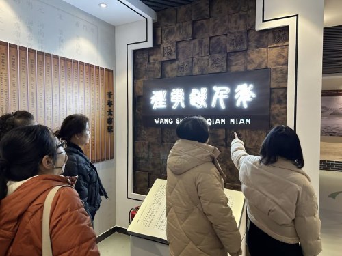 武穴市局舉辦”巾幗芳華·向美而行”系列活動