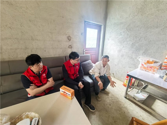 華南黨支部開展走訪慰問活動