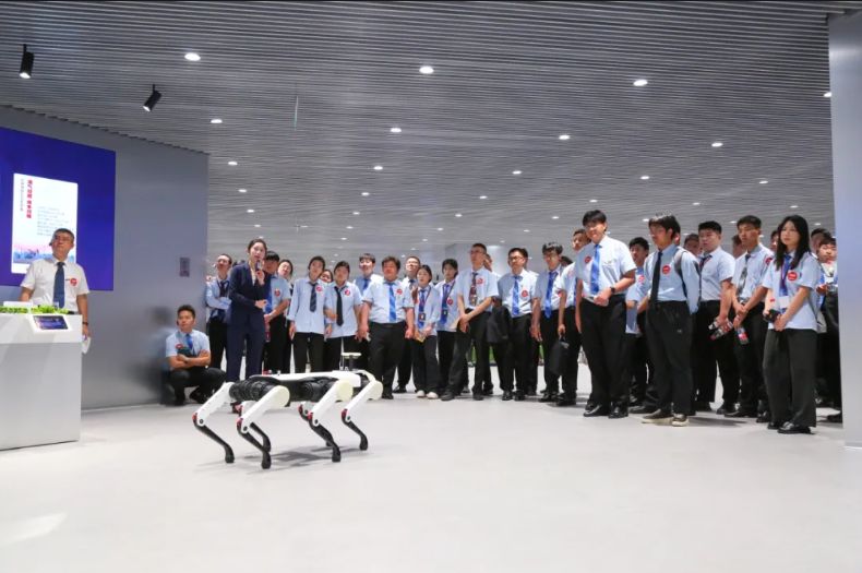 直面三千萬人才缺口：江蘇宿遷八維學校的職業教育應答