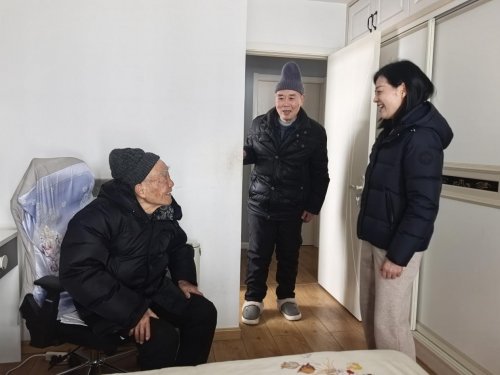 新春慰問傳溫情 銀發聚力譜新篇