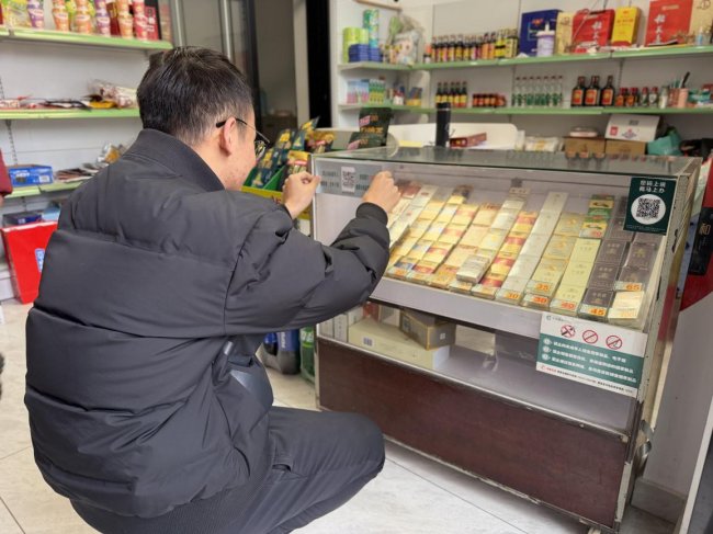 湖北蘄春：貼上監管“警示碼” 守好市場“誠信門”