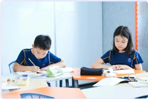耀中耀華：這間數學教室沒有